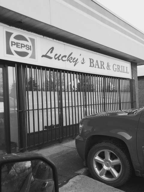 Lucky's Bar & Grill